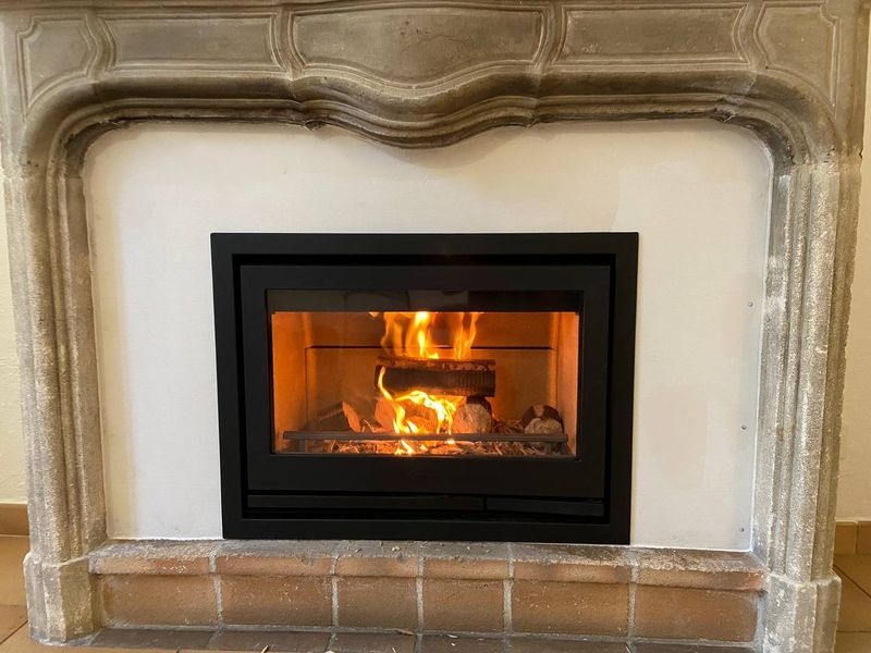 Contura I7 porte fonte