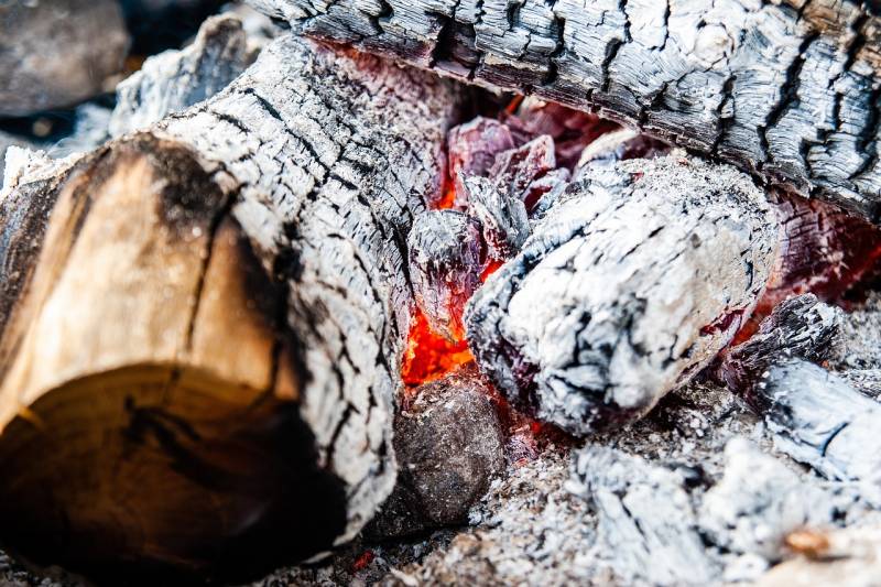 centre de bois transformée en lessive pour laver votre linge
